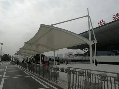 长沙高铁站东广场
